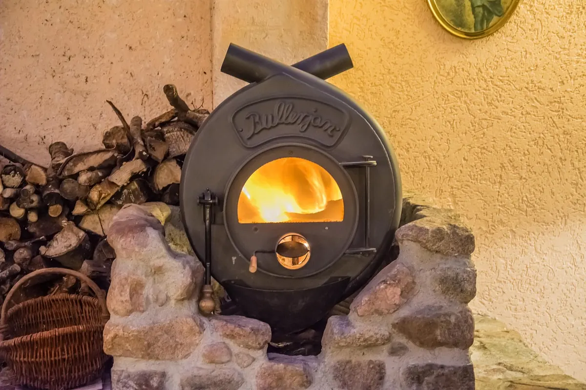 Defra-Approved Stoves vs Non-Approved: What's the Difference?